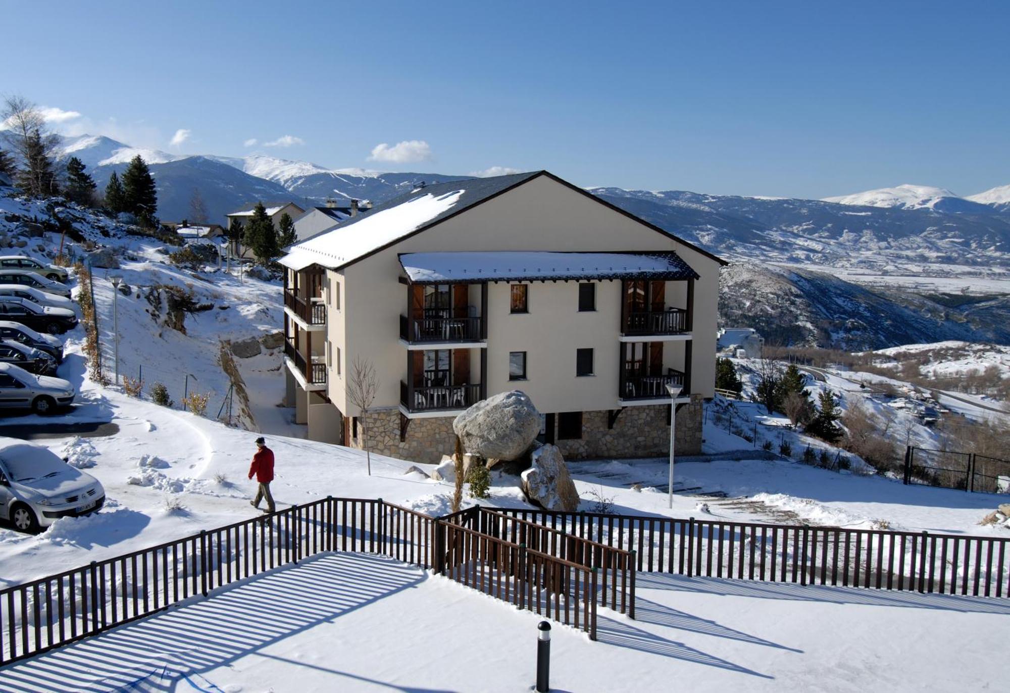 Residence Odalys Mille Soleils Font-Romeu-Odeillo-Via Exterior photo